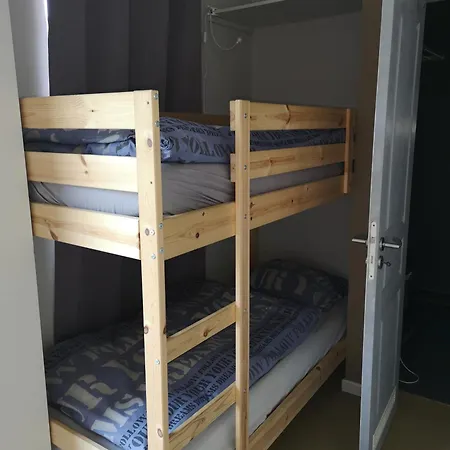 Apartment A Meme Avec Terrasse Et Parking Aise